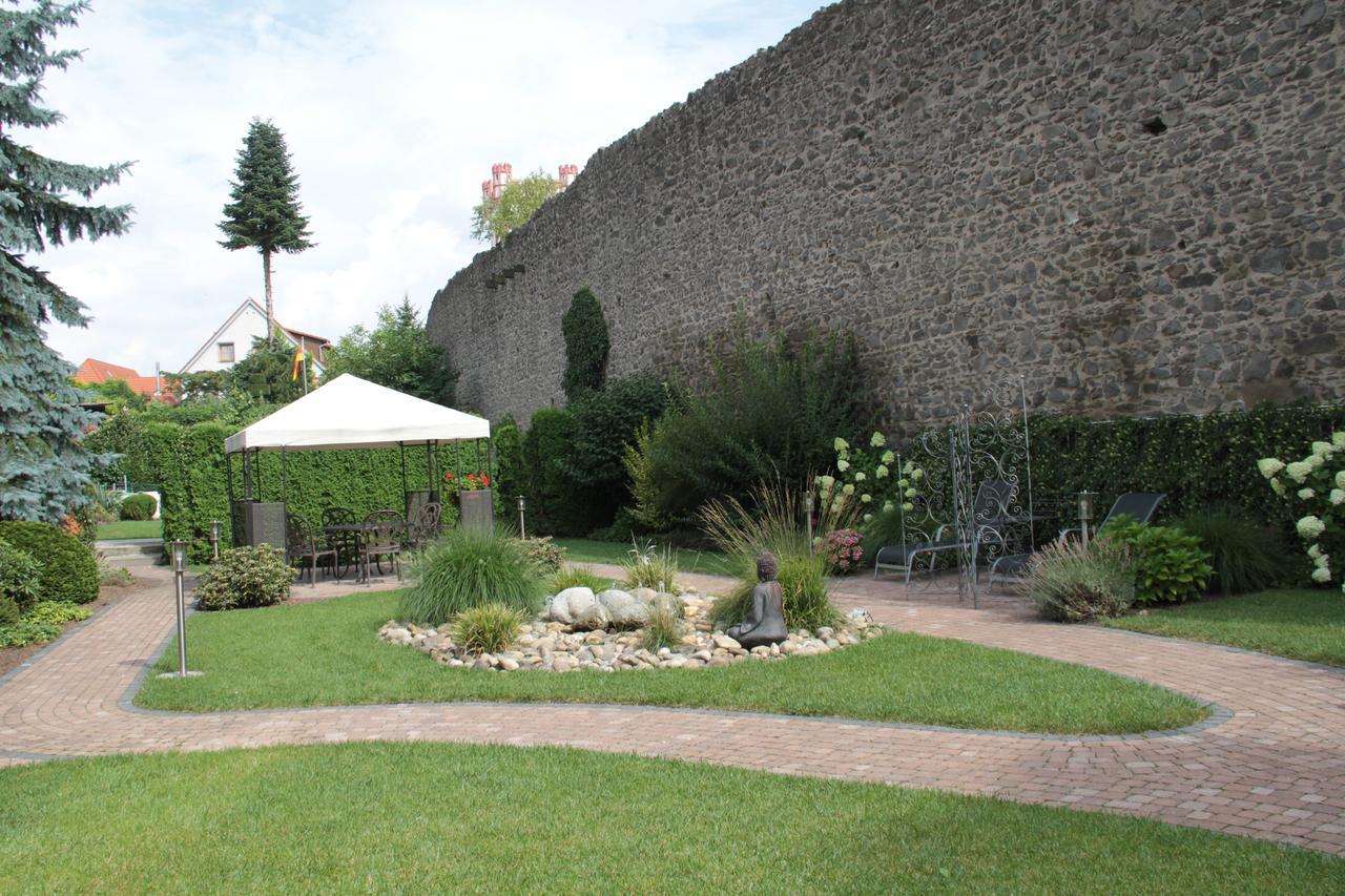 Haus Anna An Der Stadtmauer Hanau Eksteriør bilde